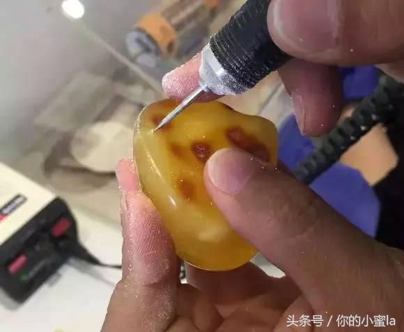 蜜蜡打孔最佳方法,蜜蜡圆珠打孔技巧