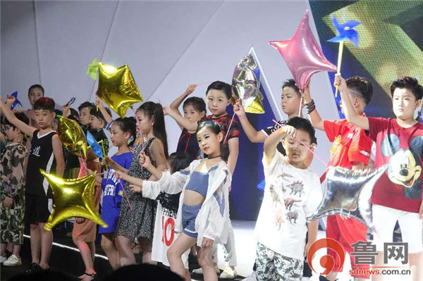 百童百服秀未来中国童装看即墨——2018即墨国际童装节掠影
