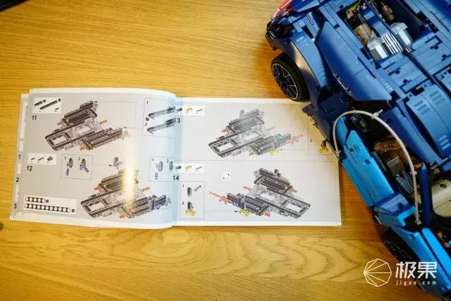 乐高10261与乐拼对比,乐拼和乐高布加迪的区别