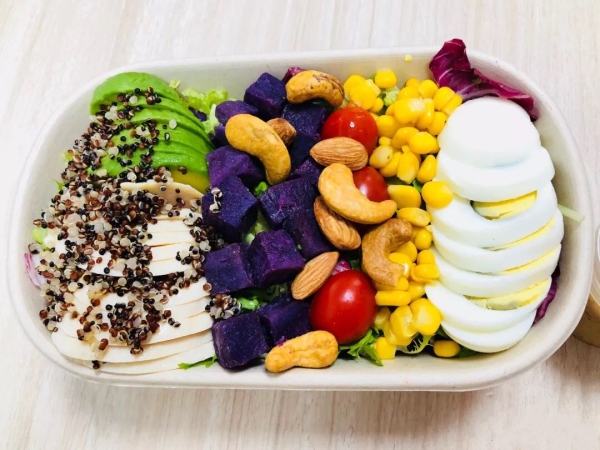 天气热心情烦躁吃什么好,天气干燥饮食应怎样