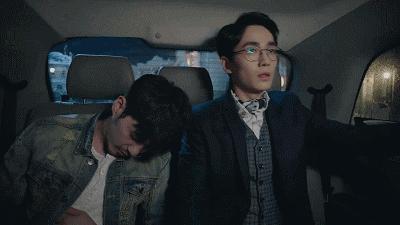 朱一龙自己采访自己尬聊,朱一龙自己尬聊