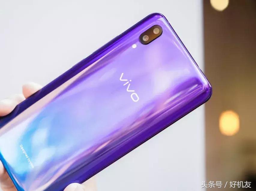 手机颜色比较特别的有哪些,手机的所有颜色怎么变