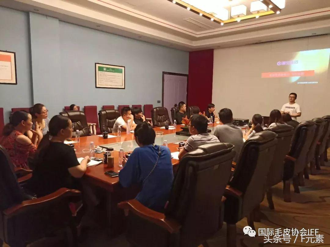 皮草直播有得做吗,皮草直播供应链是什么类型