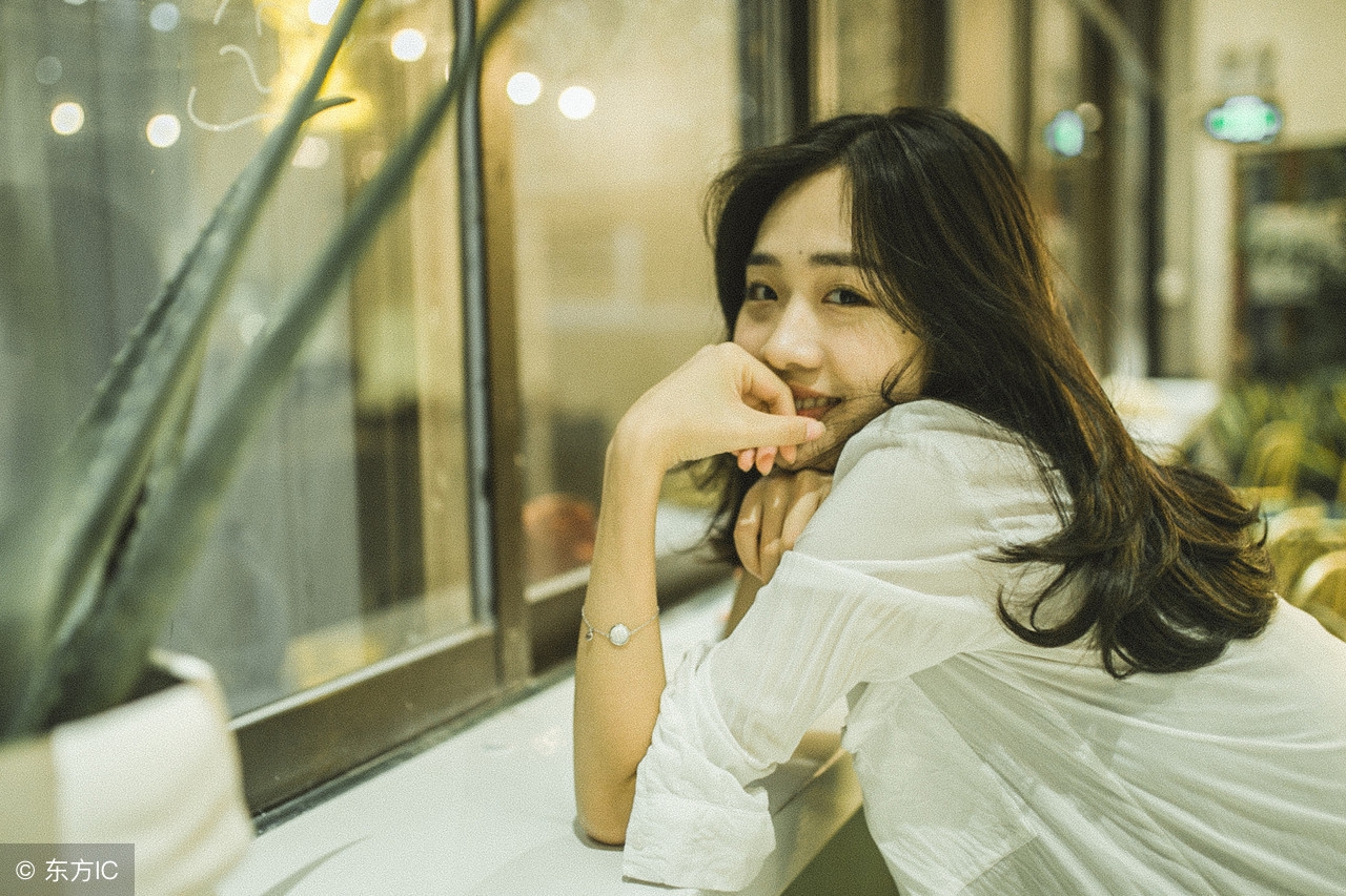 岁月：Loveistheenemy,butyouthpassesasafleetingwave