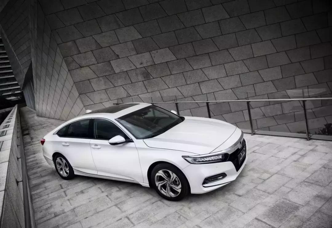 足球黑科技最好用的,足球最新黑科技