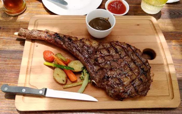 从意大利到法兰西，成都这7家人气西餐厅让你嗨到国外