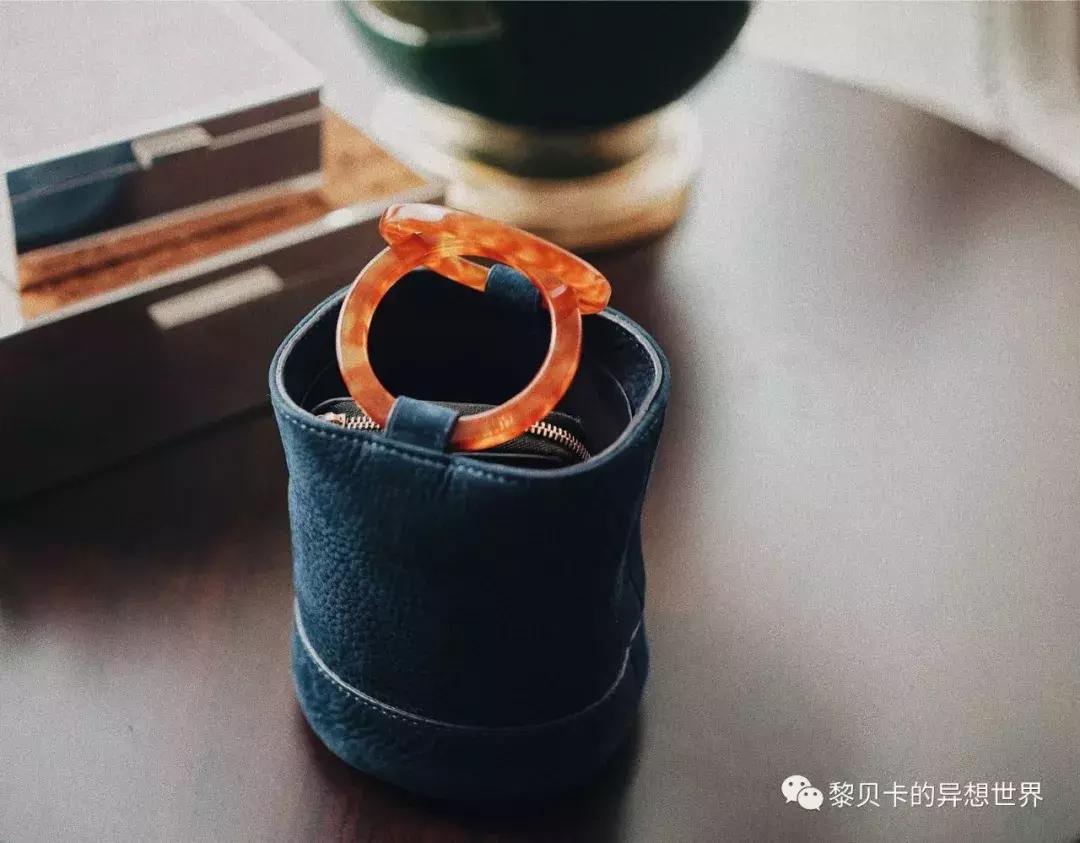 为什么有些包很便宜,最不容易撞款的大牌包