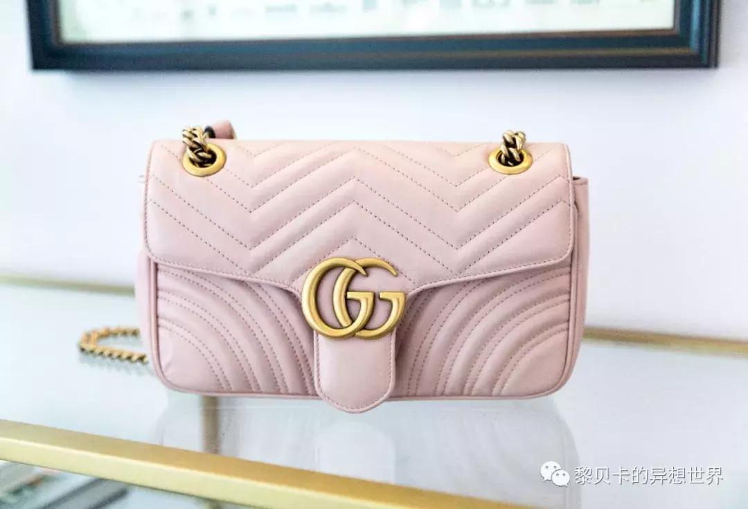 普通人怎么选择的包包又不撞大牌,好看的包包总是买不够