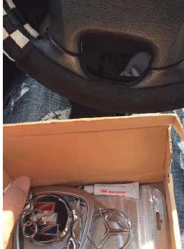 几十元的扭扭车,硬是被你开出了几百万豪车的感觉