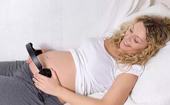 女性尿路感染是什么原因引起的啊,尿路感染女性发病率高的原因