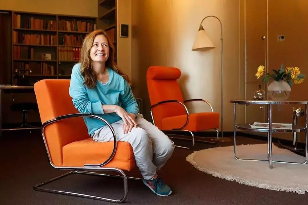 一个普通小职员,一边还房贷一边买艺术品,身价上亿,你也可以!