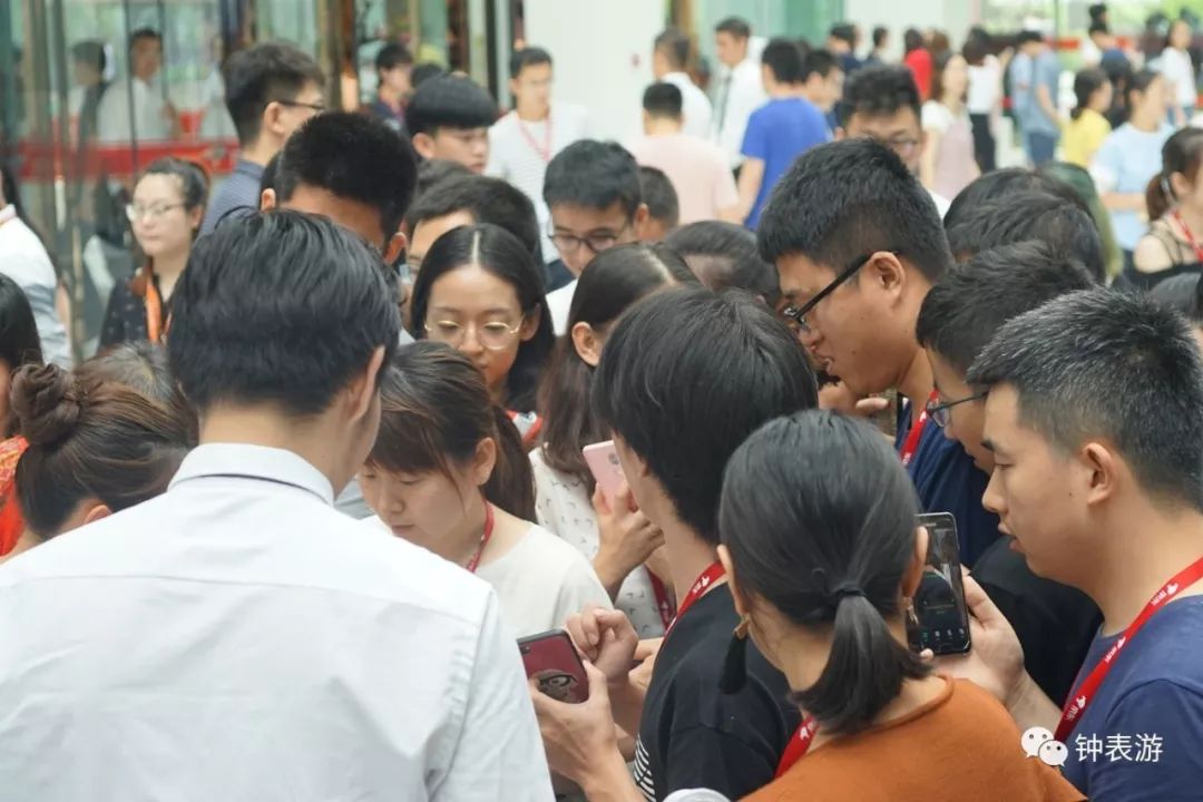 艾米龙女表经典款,2023款艾米龙新款男表