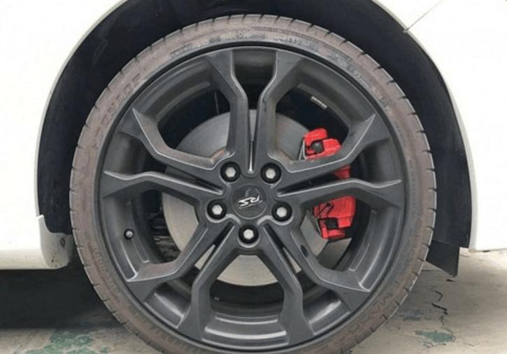 雷诺clio2024款,驾驭高性能小钢炮的车