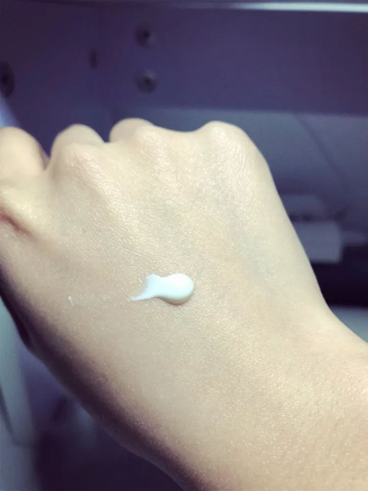 安热沙挤到水里,安热沙挤出来为什么很稀