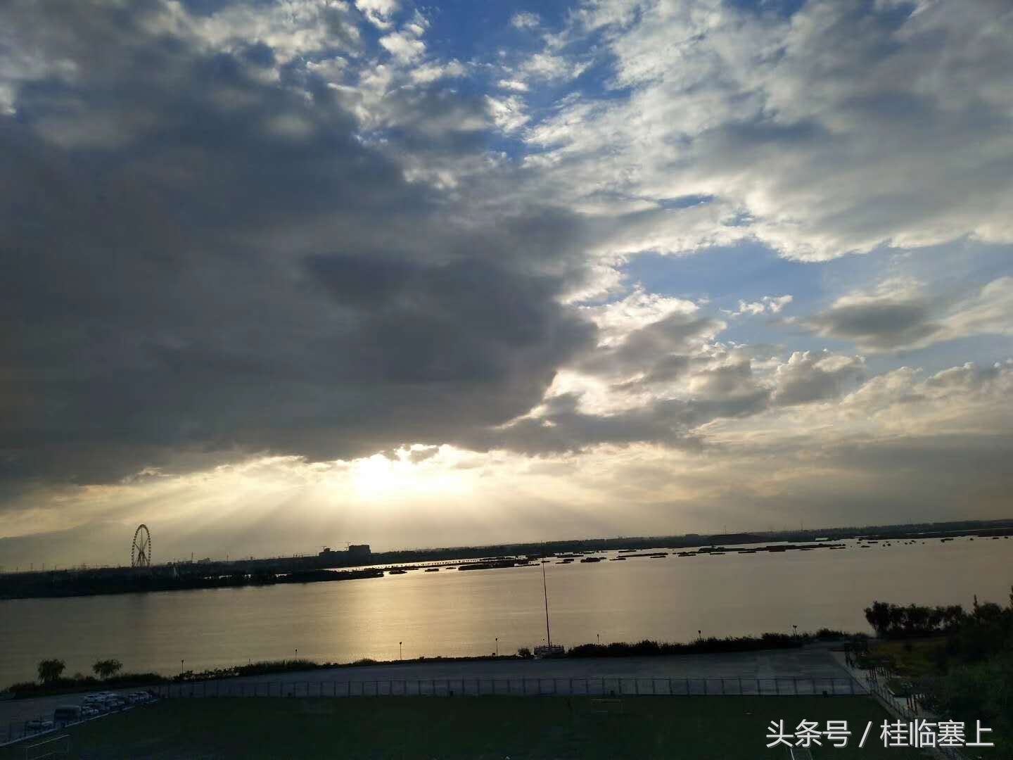 银川人看贺兰山,银川览山公园现在几点能看到日出