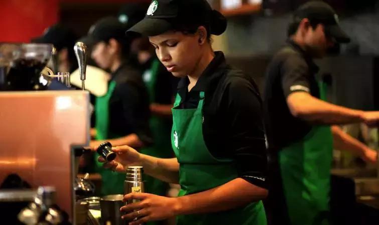 星巴克和必胜客有什么梗,星巴克和阿里巴巴是情投意合吗