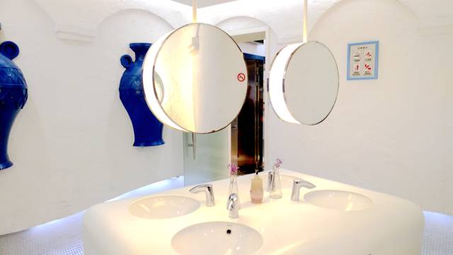 一篇有“异味”的测评文章，慎点！