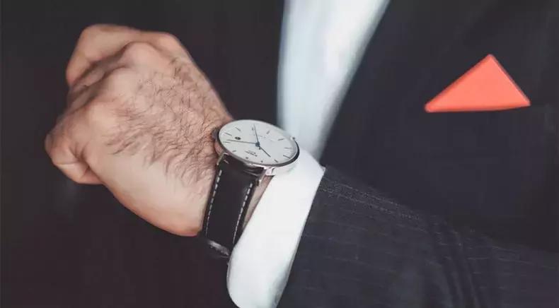 腕表知识十步了解机械表,机械表排名入门级推荐