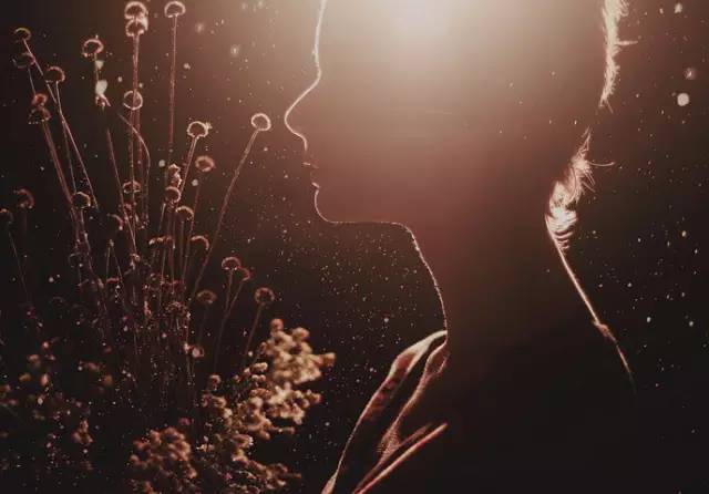 气质自拍怎么拍,最有个性的自拍技巧