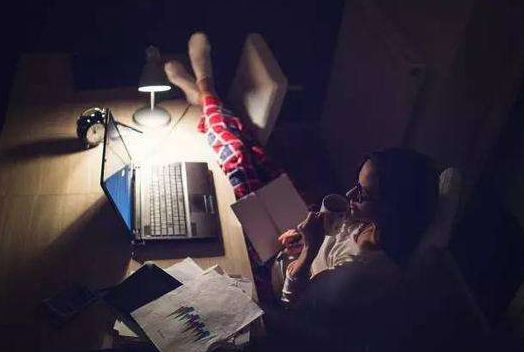 18岁姑娘突然绝经,永久丧失生育能力,只因……女人出现这些信号要当心!