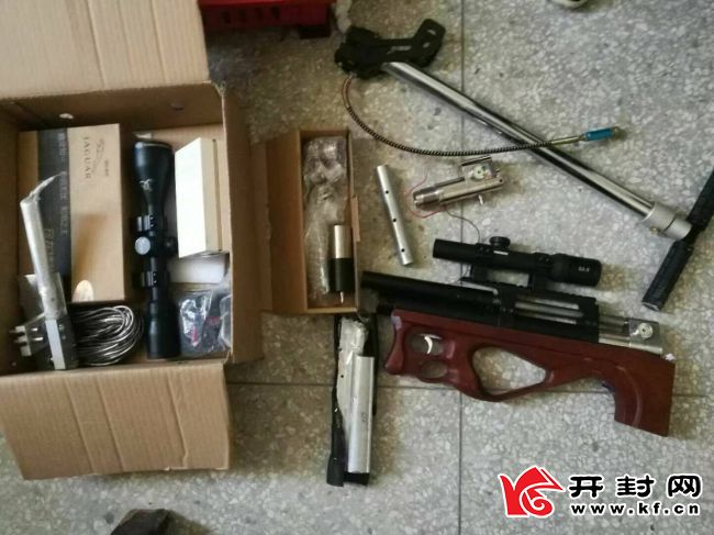 QQ聊天聊出制贩卖仿真枪大案——开封警方破获一起公安部督办特大制贩卖仿真枪案