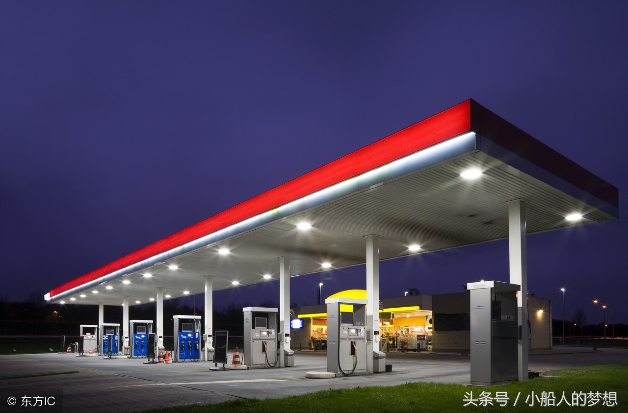 航母日常油耗多少合适呢,中国航母每百公里耗油多少升