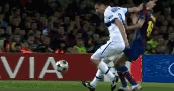 足球搞笑假摔集锦,足球场上的影帝们搞笑集锦