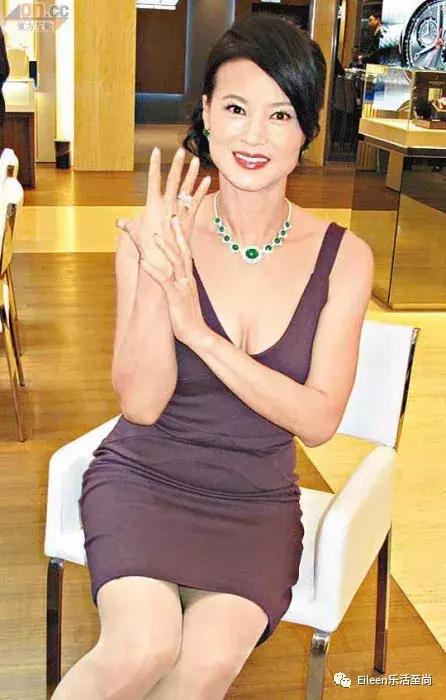 她是亦舒最爱喜宝，惨遭家暴失婚失财，亚视一姐历尽劫难续写精彩