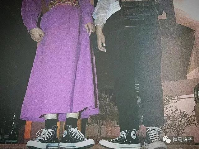 adidas比较火的鞋,性价比最高的adidas休闲鞋