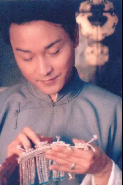 中国男性反向觉醒,中国男性引体向上水平