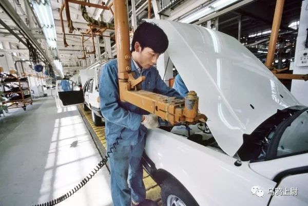 老式桑塔纳学车,学车的时候捷达和桑塔纳哪个好