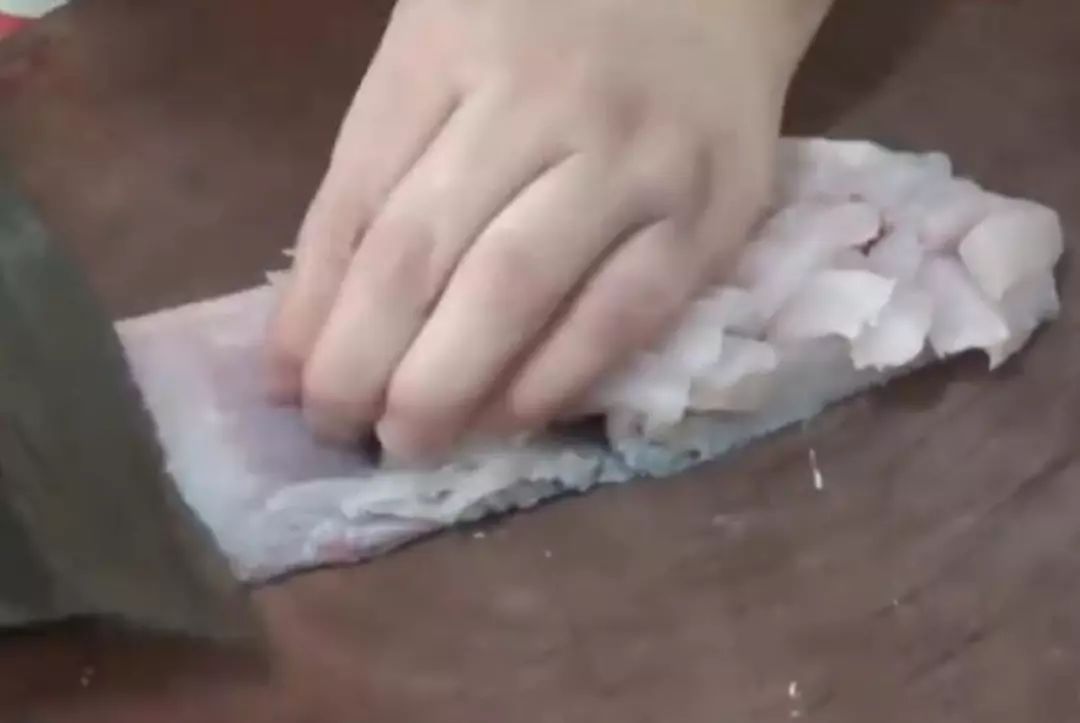 松鼠鱼的正宗做法,松鼠鱼的真正做法专业厨师教你做