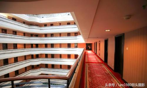 手里有70-200再配什么镜头,手里有24-70加个什么镜头合适