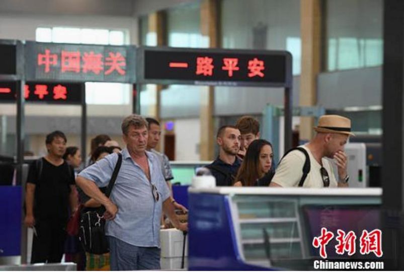 航空公司官方渠道选座,航空选座指南