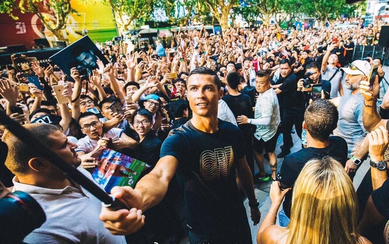 c罗采访说自己是世上最好的球员,c罗专访谈法国阿根廷