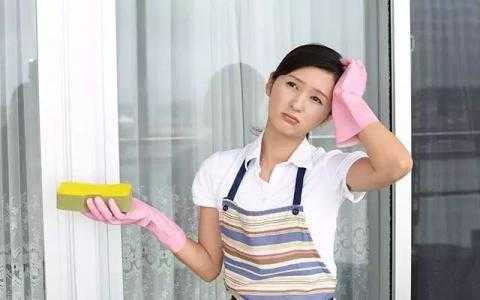 红酒开瓶后剩下的能做什么用,过期红酒利用生活小妙招