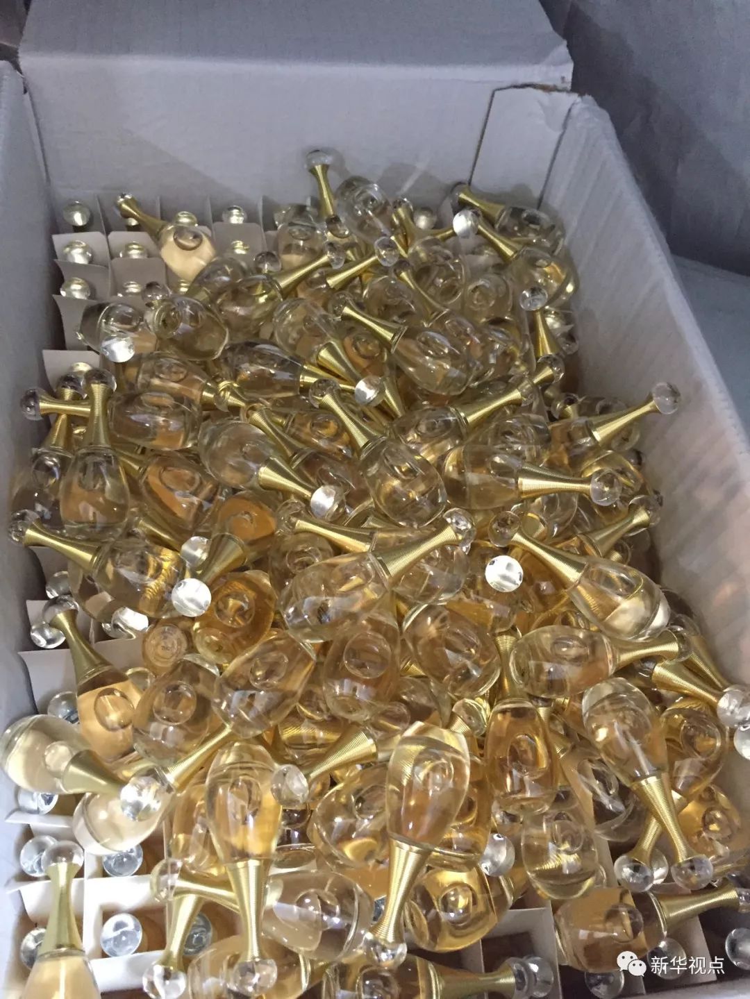 娴峰叧涓撴煖姝e搧澶х墝棣欐按,娴峰叧涓撴煖姝e搧澶х墝鍘熷崟棣欐按