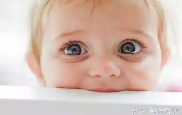 怎么知道宝宝近视远视,宝宝眼睛一大一小是不是近视了