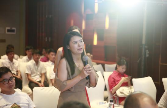 强强联手共同创新金融领域,南昌农商银行和鸿瀚集团