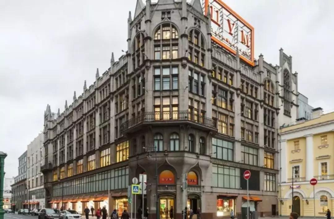 俄罗斯美女逛市场,俄罗斯女性在东北买花