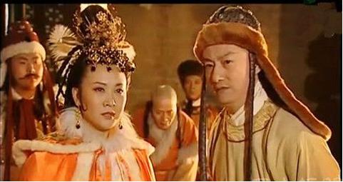 旅游随笔——敢把“情人”葬在身边的皇后