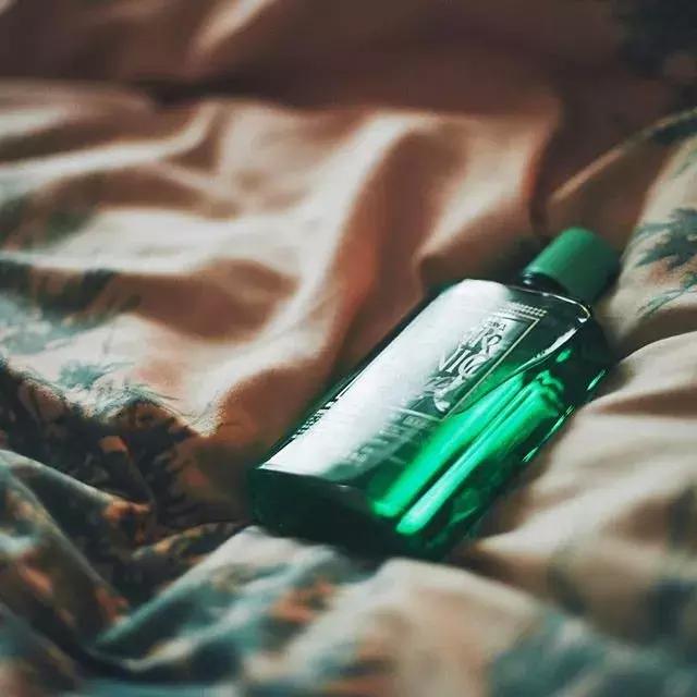 脱发用防脱洗发水有用吗,18岁防脱发洗发水推荐