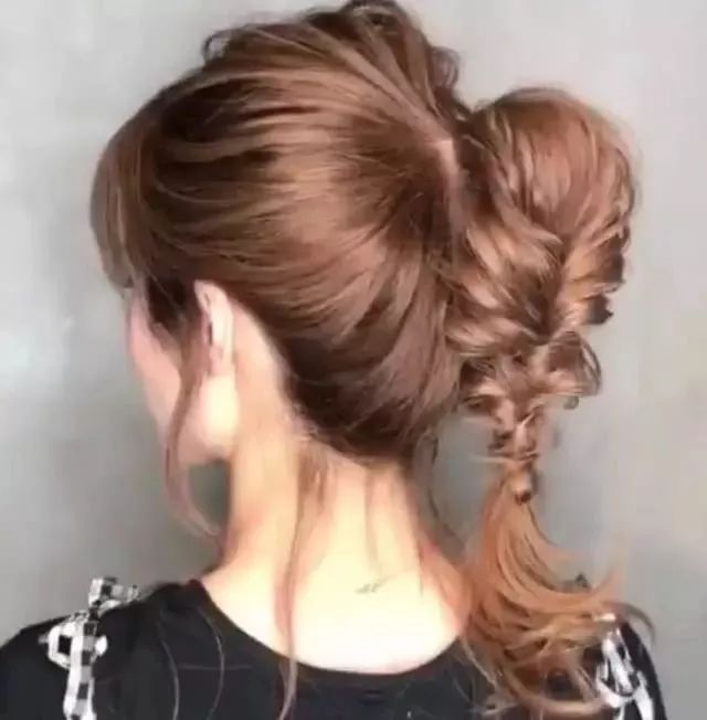 高马尾扎法教程简单,高马尾的扎法简单又好看