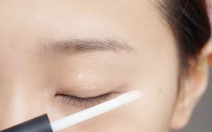 方脸明星舒淇眼线,舒淇蓝色眼妆