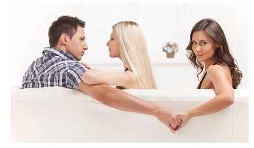 为惩治不忠的女子,古人发明了4种刑罚,最残忍的是在脸上烙字