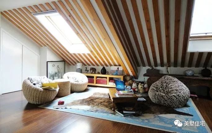 家有阁楼楼梯设计,家有斜顶阁楼