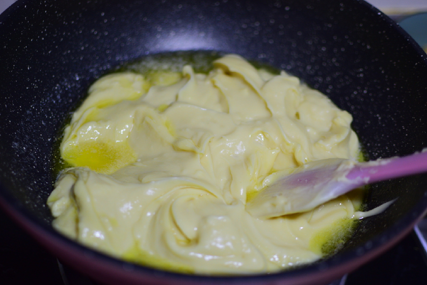 教你绿豆糕正宗的做法，软嫩香甜，还能解暑，做法简单，一看就会