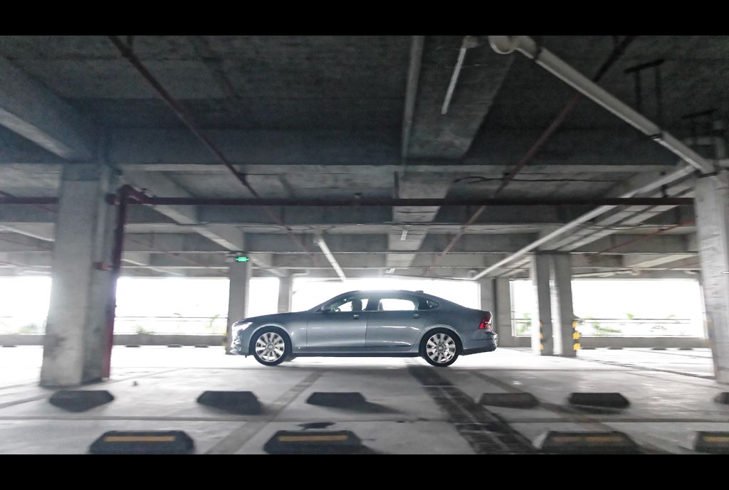 沃尔沃xc60和s90哪个更安全,沃尔沃s90安全测试