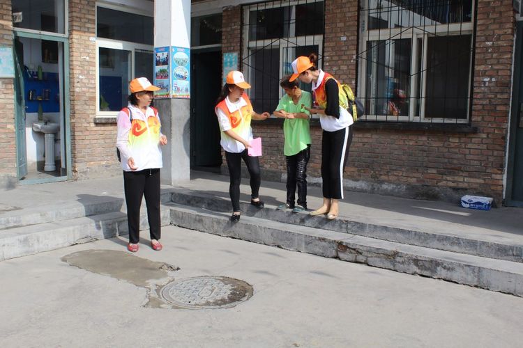 关爱聋哑伴智力障碍儿童,关爱残疾孩子