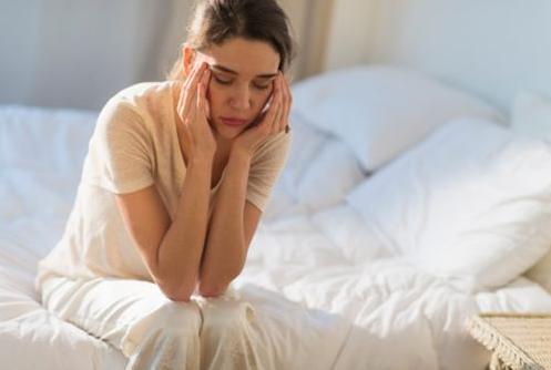 如何缓解孕期后背疼筋痛和前胸痛,孕妇腰疼腿疼肩膀疼背疼怎么回事